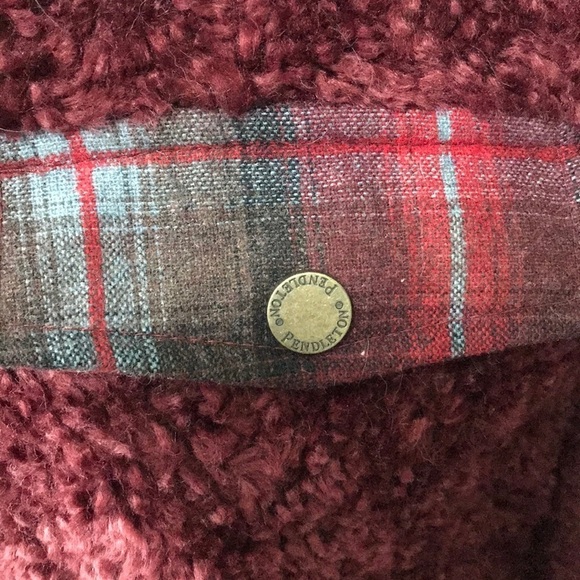 Pendleton Burgundy Fuzzy Furry Zip Jacket Medium - Picture 5 of 10